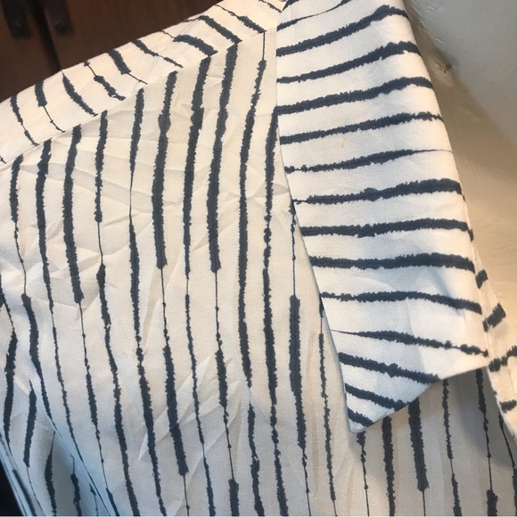 New ! M&S Collection Tunic/Blouse Blue Patterned - Size 12 - Picture 3 of 8